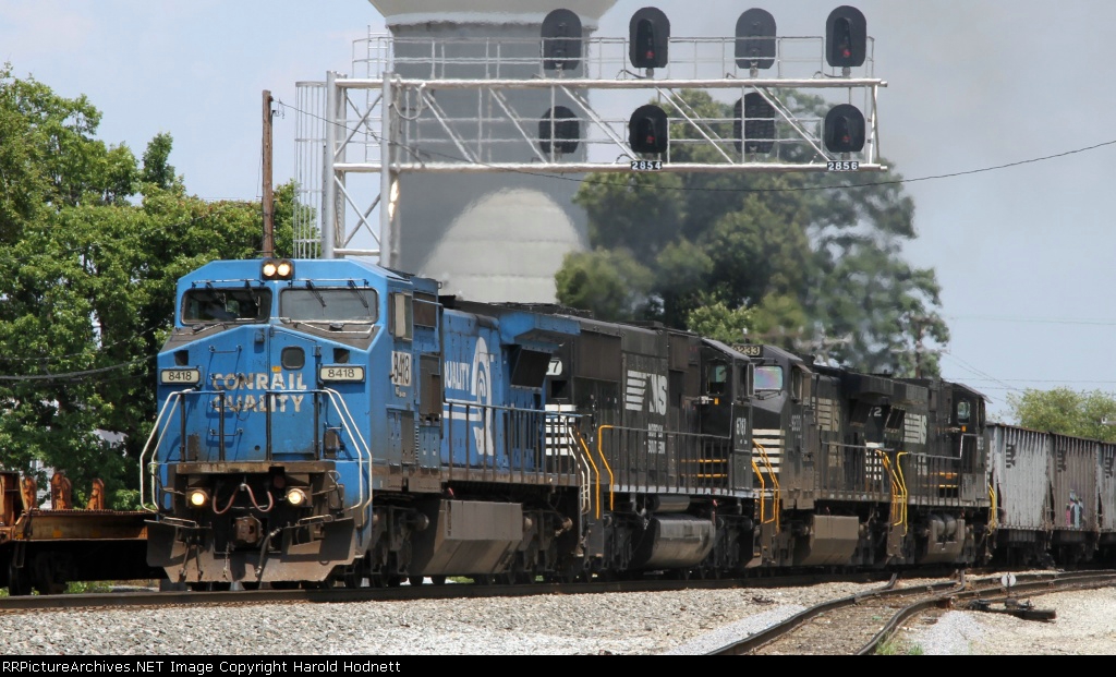 NS 8418 leads train 744 past the signals at Aycock